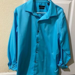 Men’s Marc Anthony Button down shirt